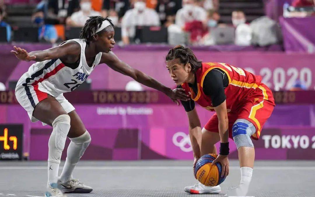 TK谈心中最佳阵容：梅罗入选、魔笛、齐达内、大罗、小罗在列（TK评心中最佳阵容：梅罗上榜，魔笛、齐达内、大罗、小罗悉数入围）