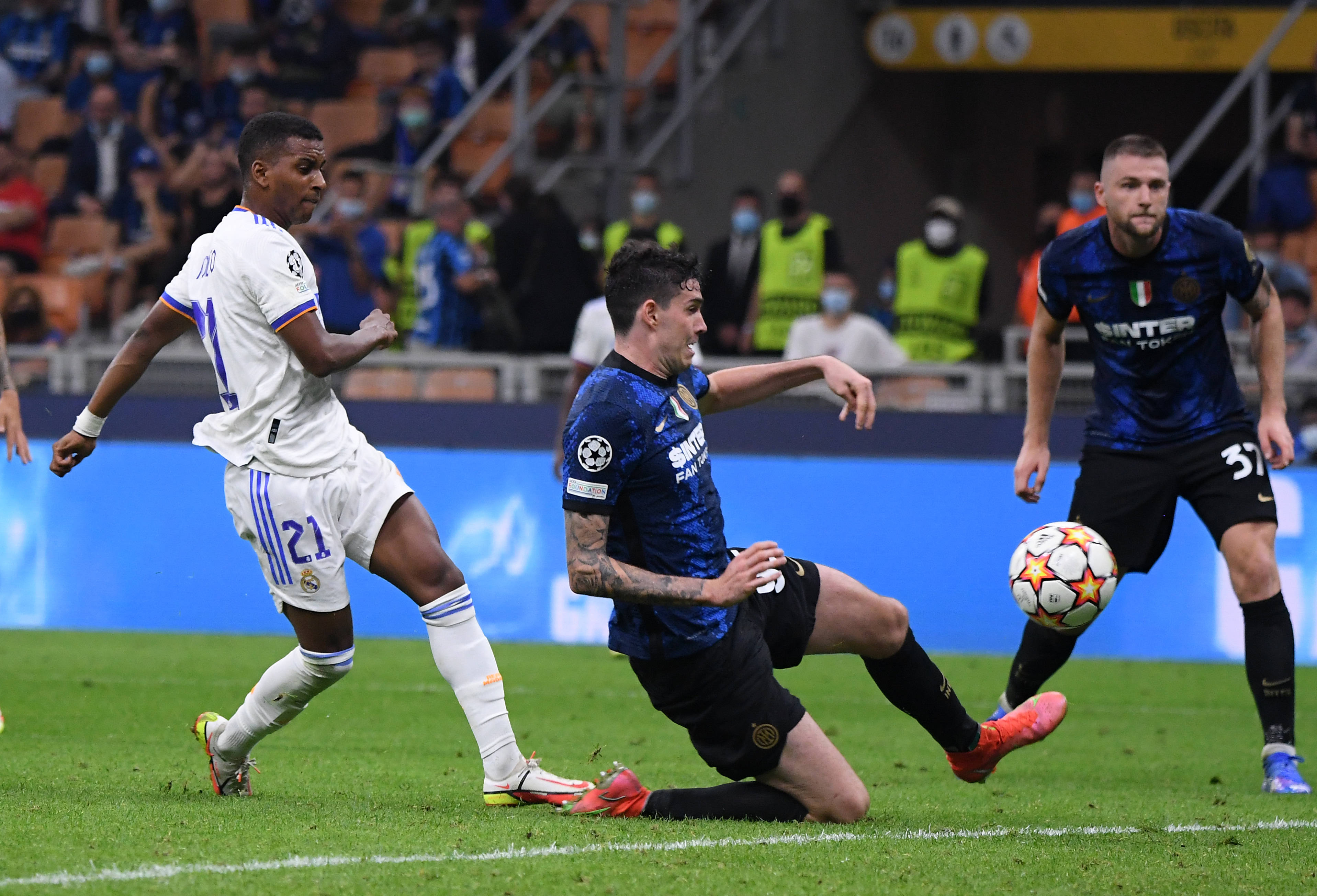 无缘世界杯最贵11人：KK领衔，索博、奥斯梅恩、姆伯莫在列（错过世界杯的身价最高11人：KK压阵，索博、奥斯梅恩、姆伯莫入选）