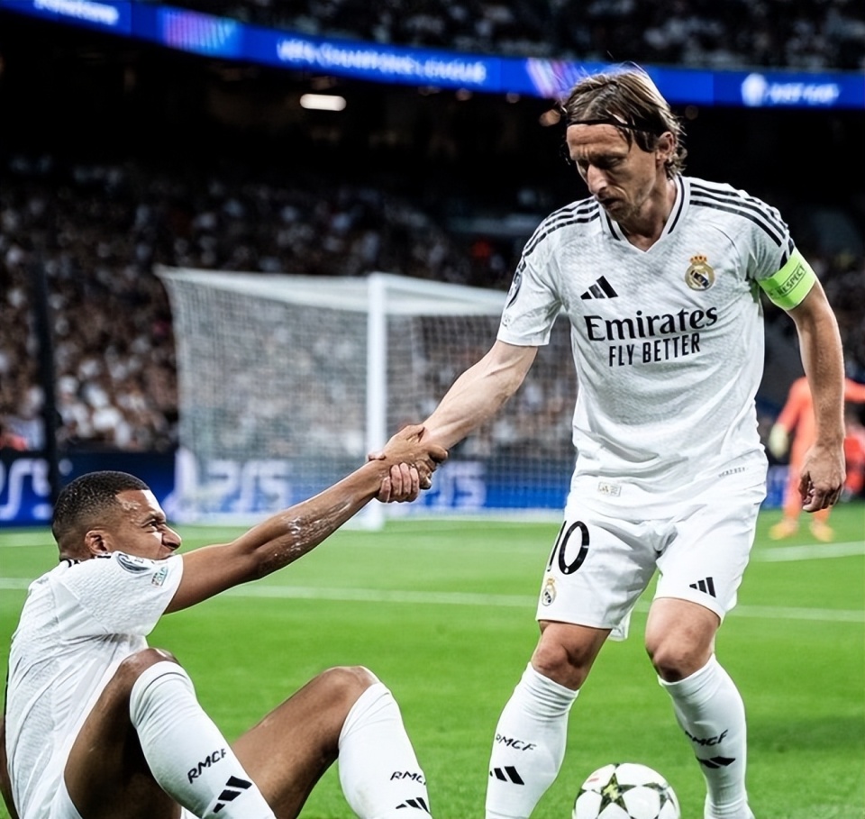 马卡：奥布拉克和小西蒙尼出战国米成疑，略伦特伤情待定（马卡：奥布拉克、小西蒙尼出战国米存疑，略伦特伤势待评估）